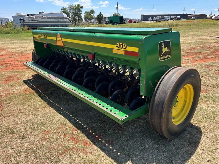 john-deere-450-image-5