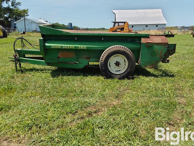 john-deere-350-image-8