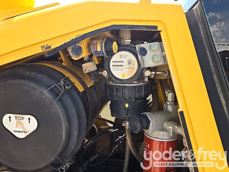 2021-komatsu-d61px-24-image-40