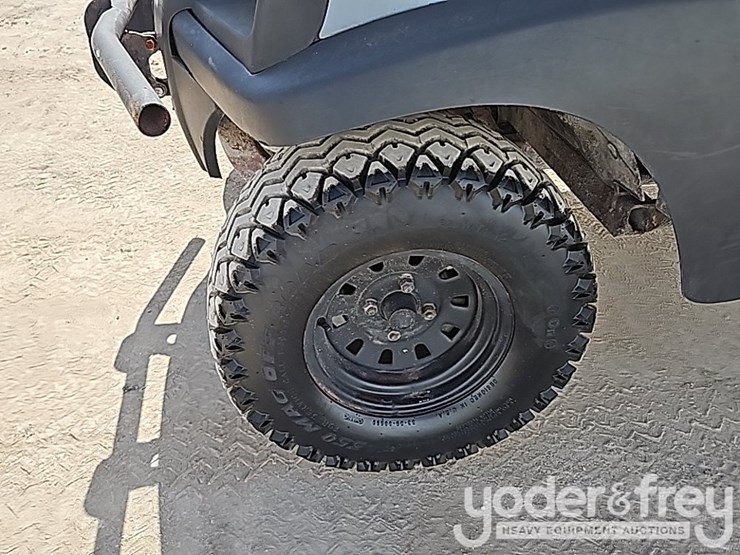 2019-club-car-carryall-1700-image-10
