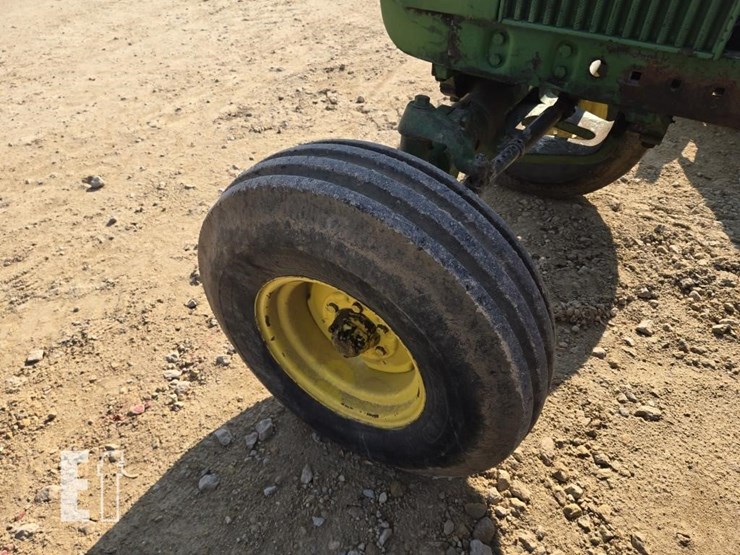 john-deere-4010-image-18