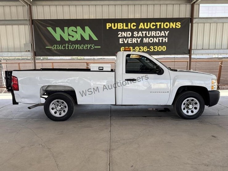 2009-chevrolet-silverado-1500-image-1