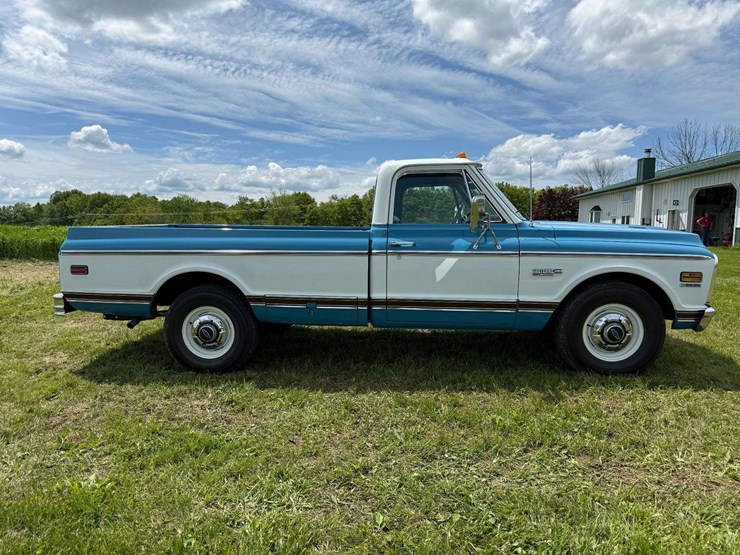1972-chevrolet-c20-image-4
