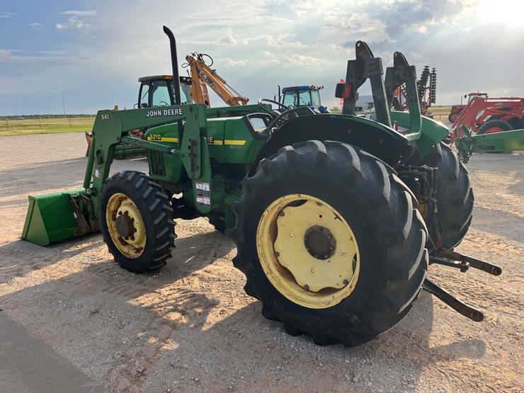 2001-john-deere-5210-image-13