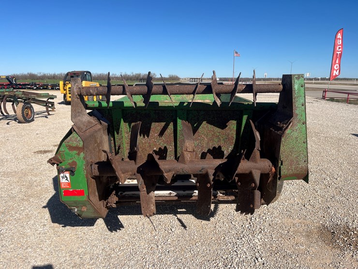 john-deere-350-image-7