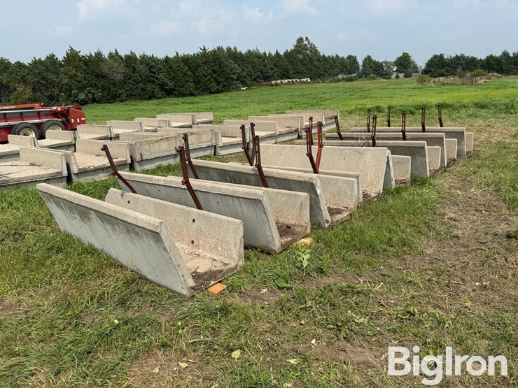 concrete-feed-bunks-image-1