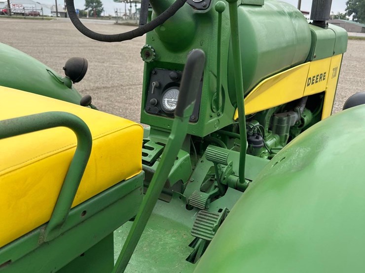 john-deere-730-image-10