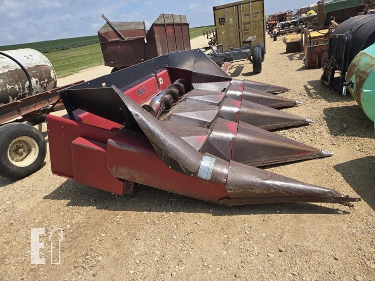 case-ih-1044-image-8