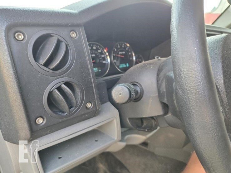 2007-jeep-commander-image-19