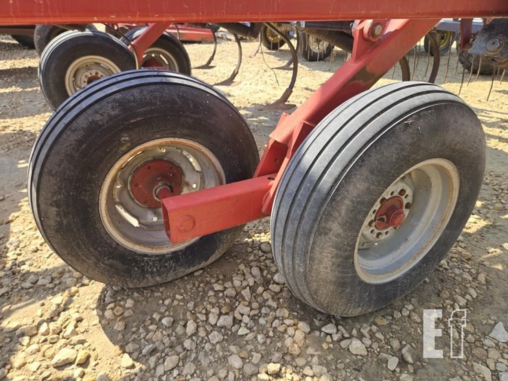 case-ih-4300-image-11