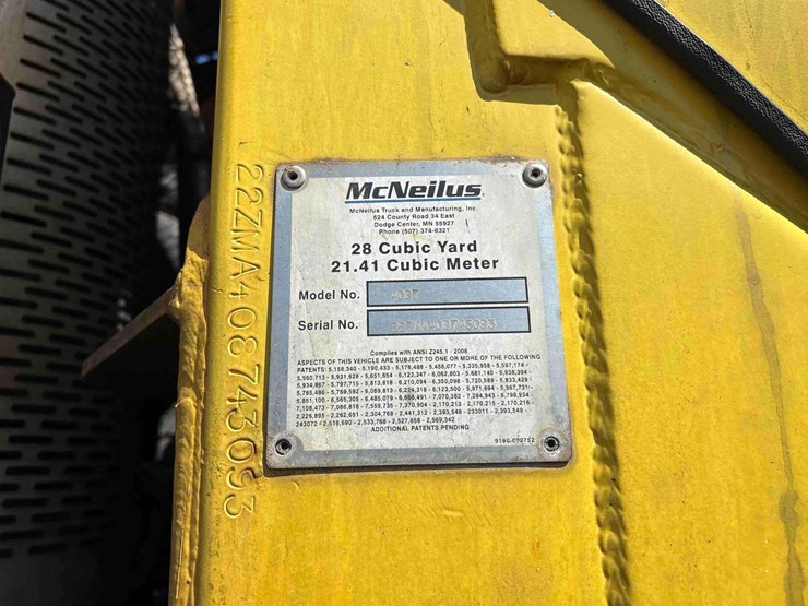 2015-mack-leu613-image-24
