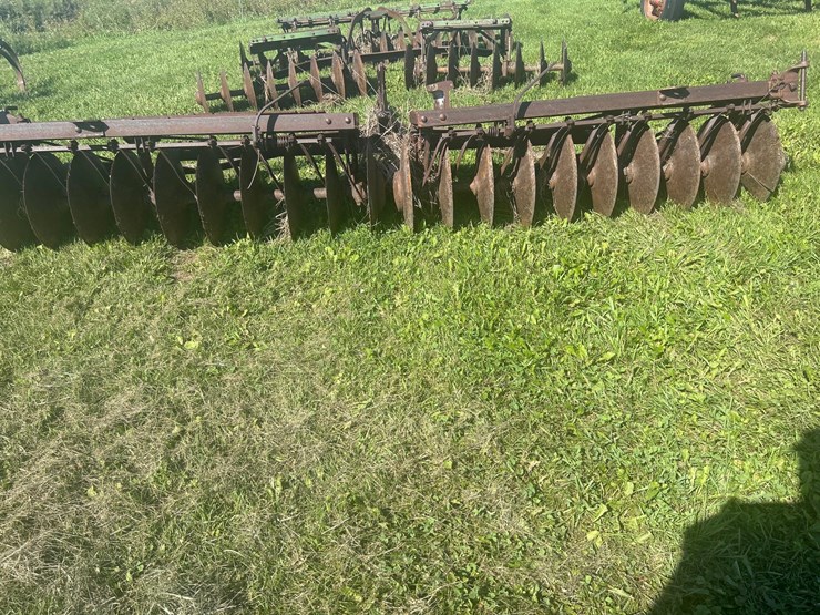 john-deere-8-image-4