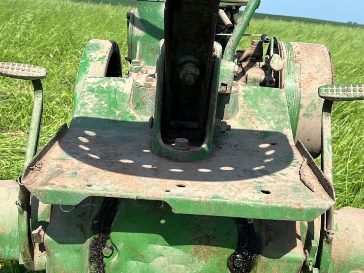 john-deere-h-image-36