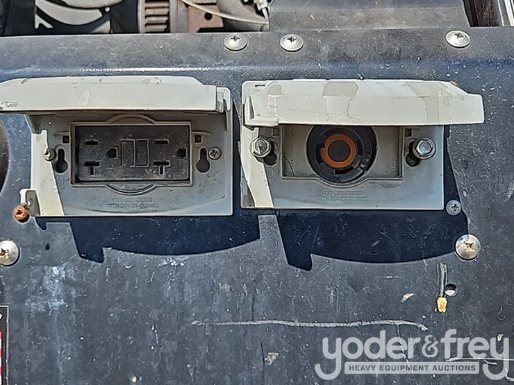 2018-allmand-bros-night-lite-pro-ii-v-image-34