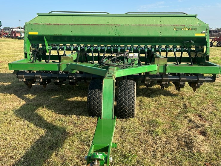john-deere-1590-image-11