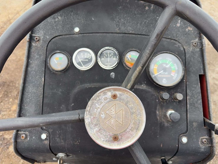 massey-ferguson-265-image-35