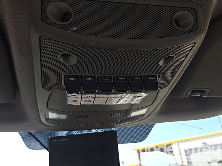 2019-ford-f550-xl-image-74