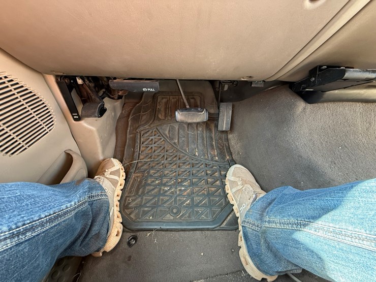 2004-ford-f250-image-28