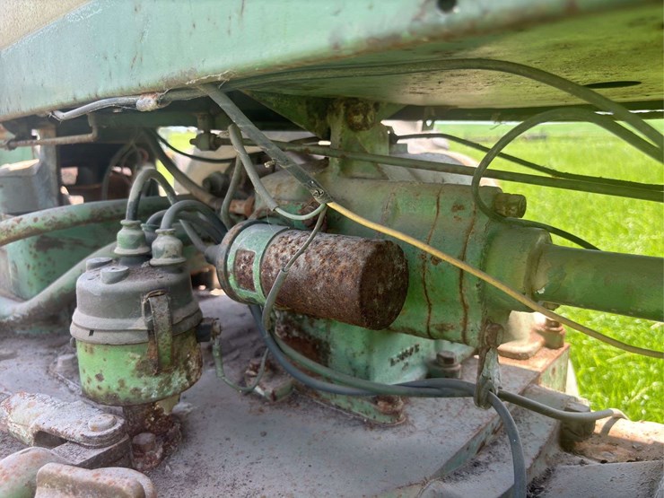 john-deere-720-image-21