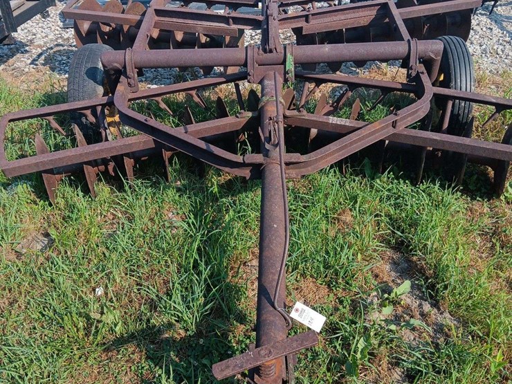 john-deere-28-image-1