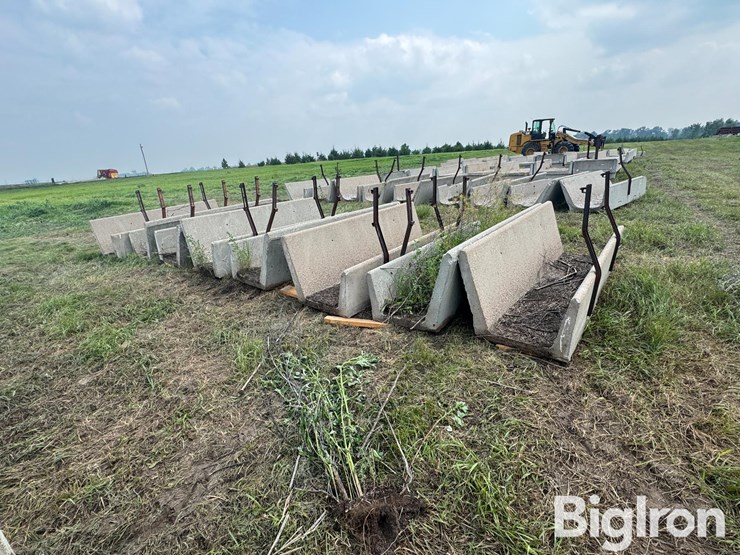concrete-feed-bunks-image-4