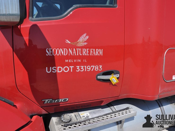 2019-kenworth-t680-image-16