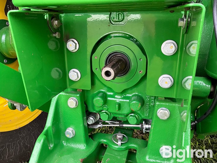 2023-john-deere-5095m-image-12