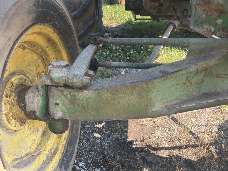 john-deere-720-image-15