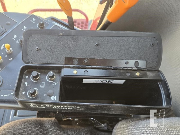 2000-case-ih-2388-image-32