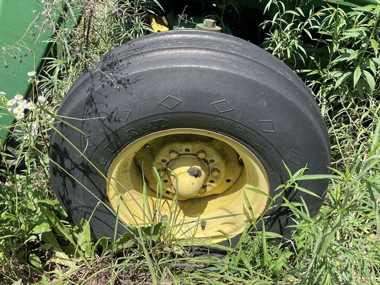 john-deere-2030-image-12