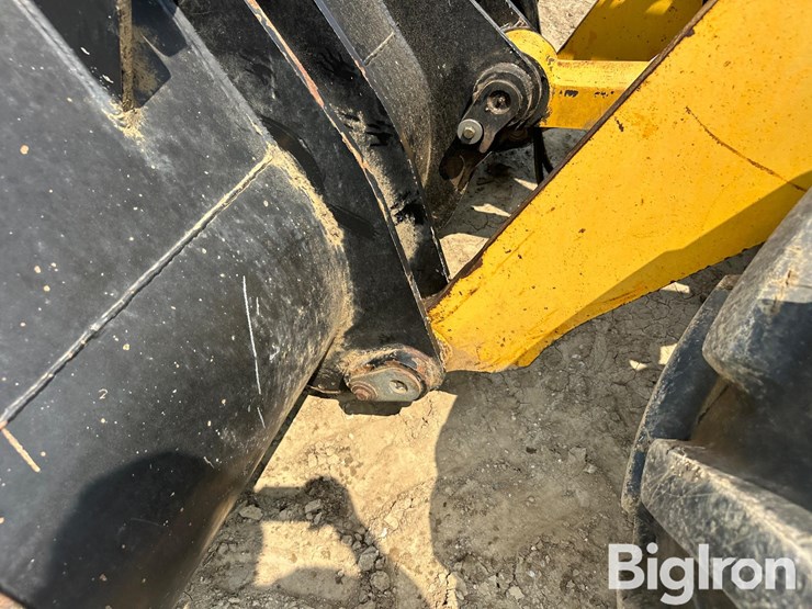 deere-544e-image-16