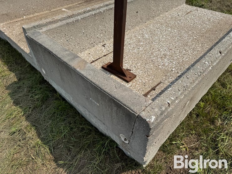 concrete-h-bunks-image-14