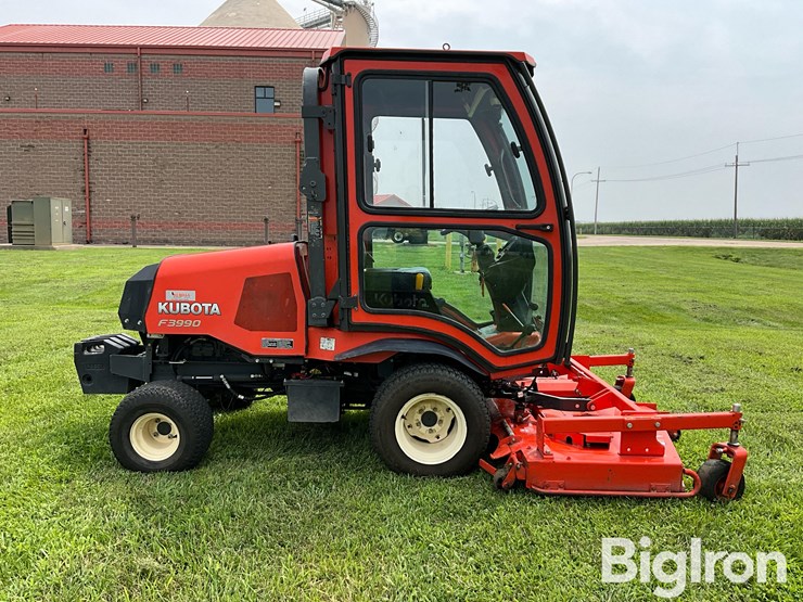 2019-kubota-f3990-image-4