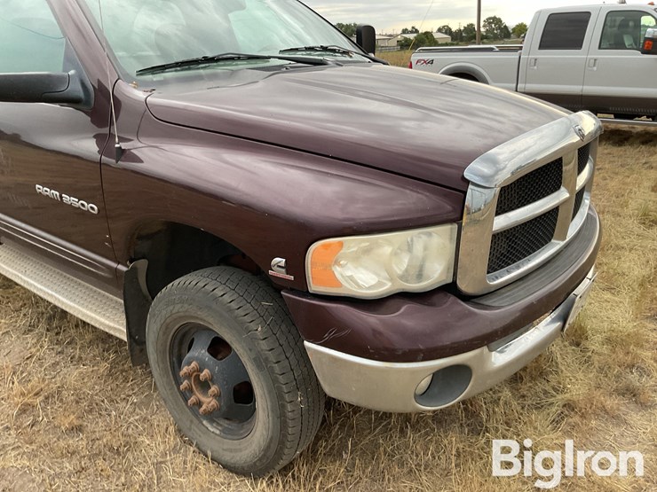2004-dodge-ram-3500-image-17