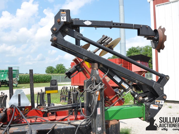 case-ih-2500-image-17