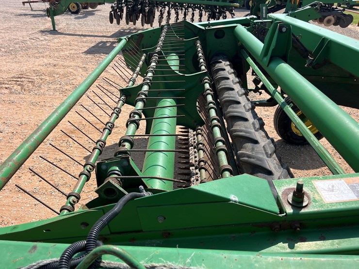 1997-john-deere-820-image-12