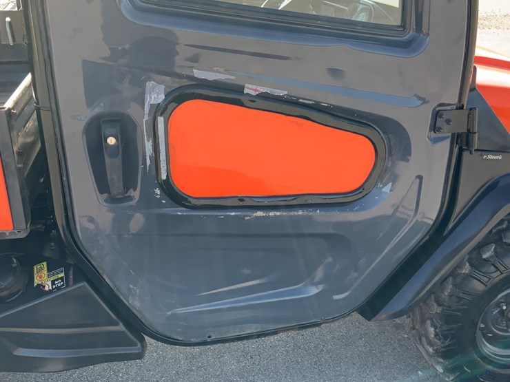 2011-kubota-4x4-utv-image-17