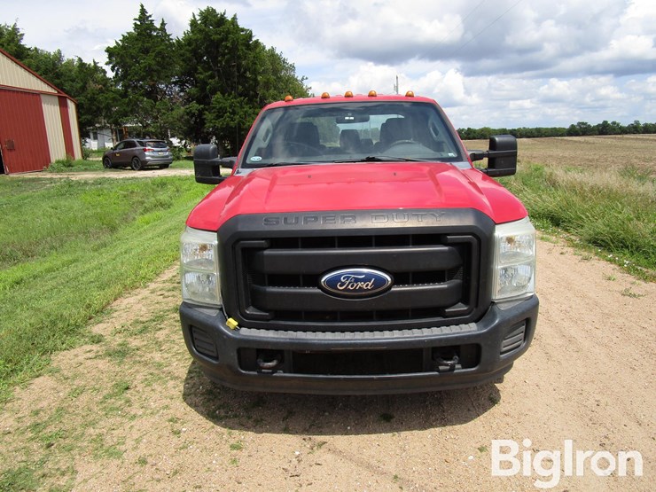 2011-ford-f350-xl-image-2