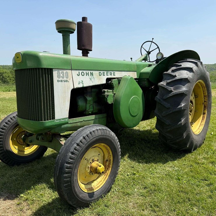 JOHN DEERE 830