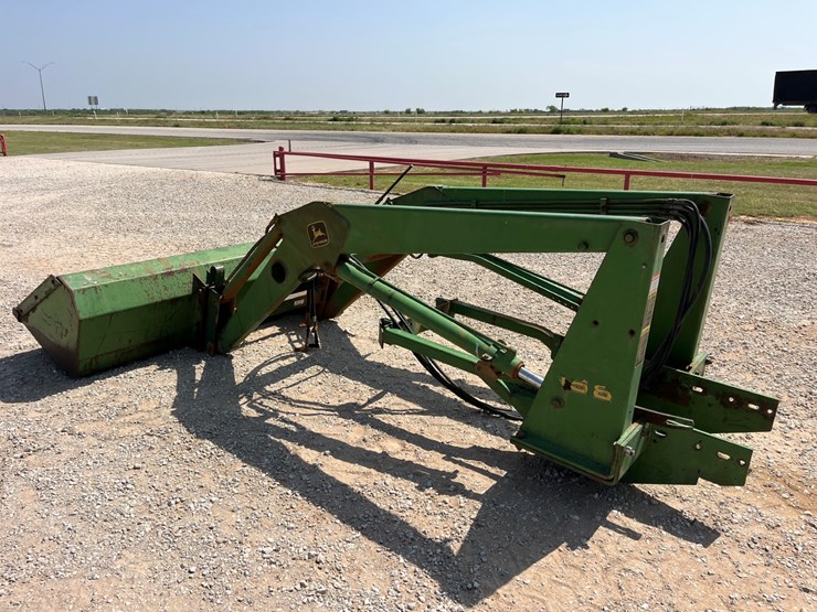 john-deere-158-image-9