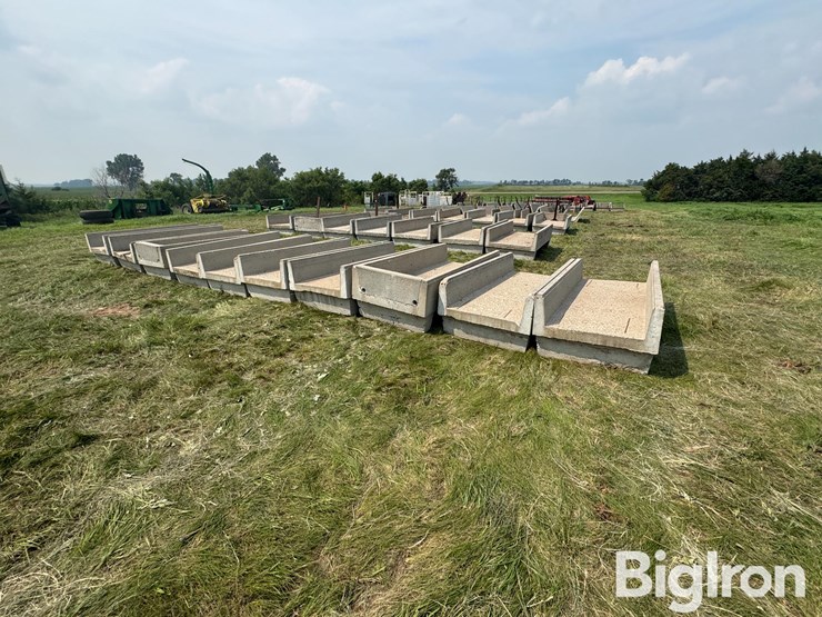 concrete-h-bunks-image-8