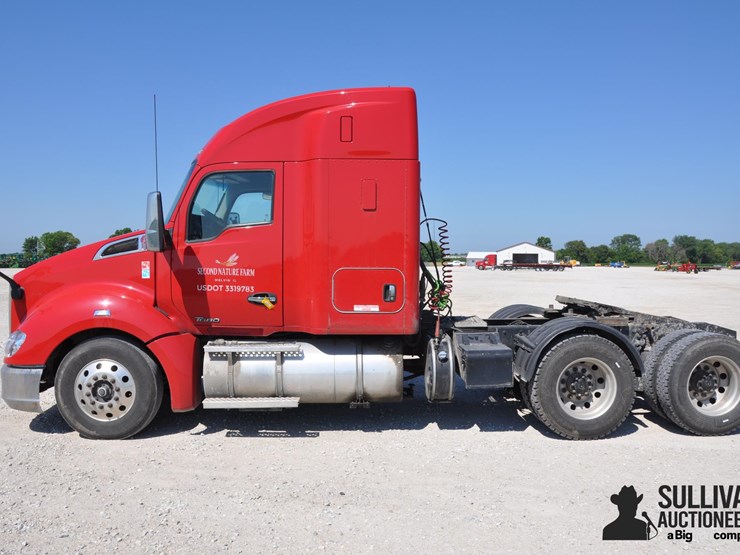 2019-kenworth-t680-image-8