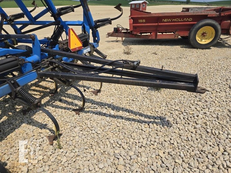 dmi-26'-field-cultivator-3777-image-7