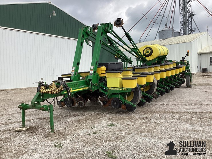 2009-john-deere-1770nt-image-1
