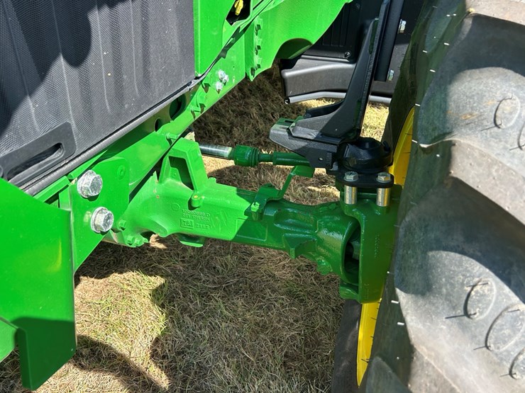 2023-john-deere-6120m-image-18