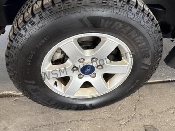 2015-ford-expedition-image-8