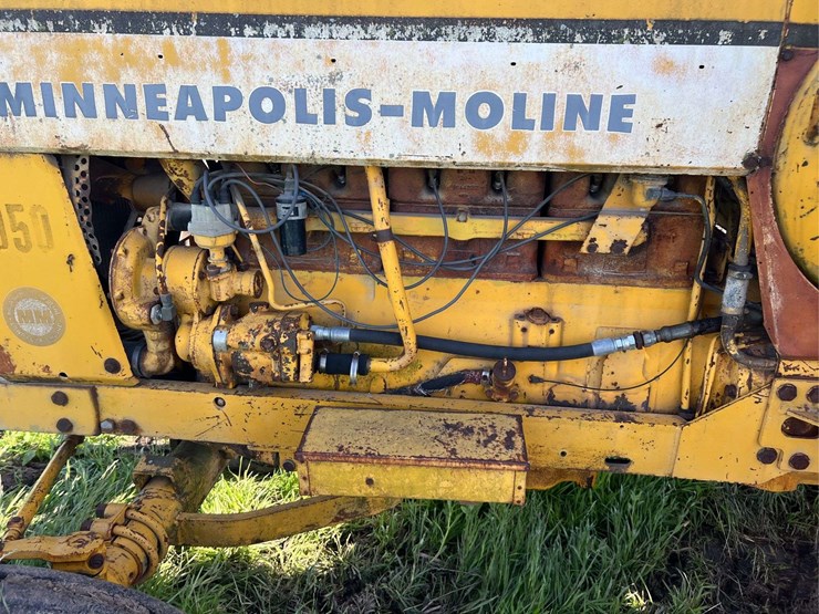minneapolis-moline-g1050-image-79