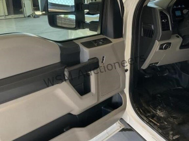2017-ford-f250-image-23
