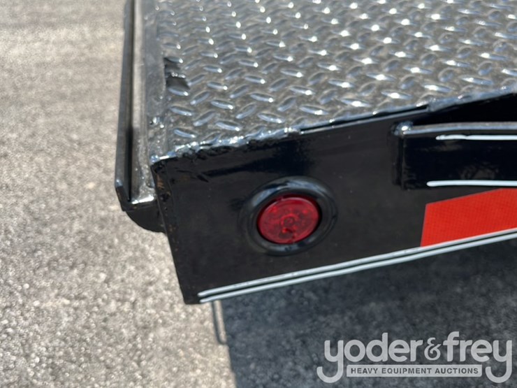 unused-double-a-trailers-83-x-20-14,000#-gvwr,-hdch,2-7000#-axles,-2'-dovetail,-all-led-lights,-st235/80r16-10-ply-on-8-hole-silver-mod-image-28