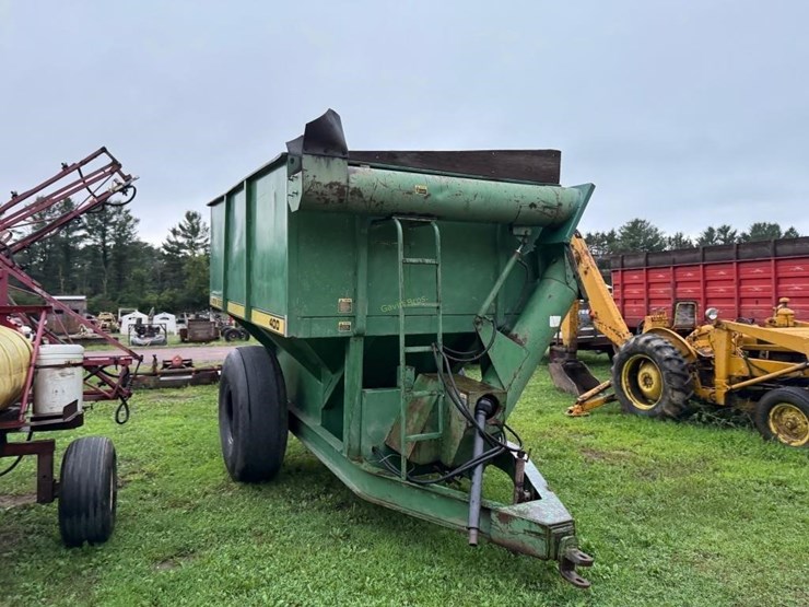 john-deere-400-image-3